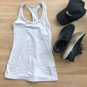 2/$20🎉NIKE dri-fit tank top